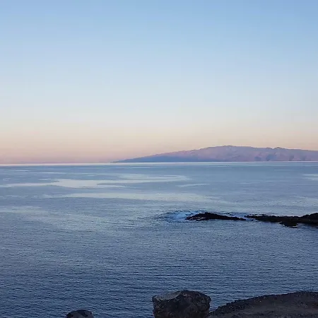 Tenerife Lizards - Duplex In The First Line * Callao Salvaje